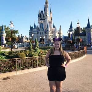 Meet your Posher, Becky